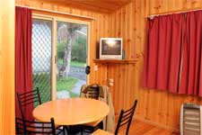 Tasmania Cabin Parks - Burnie Oceanview Cabin Park